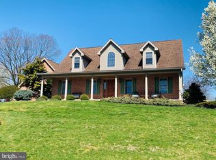 1473 Spring Side Ct, Chambersburg, PA 17202