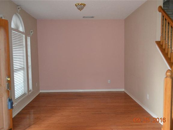 5th image of 508 Glenwick Dr