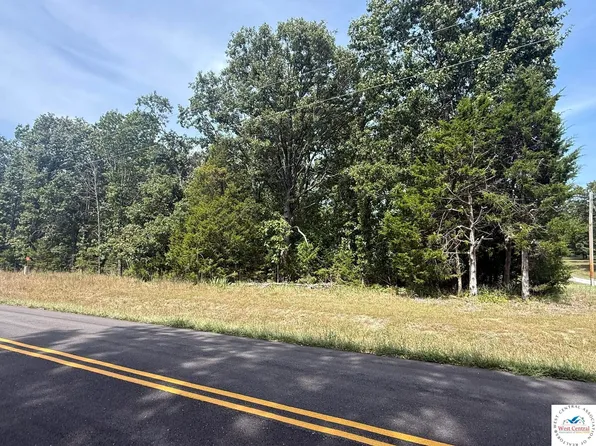 Tt Hwy, Warsaw, MO 65355