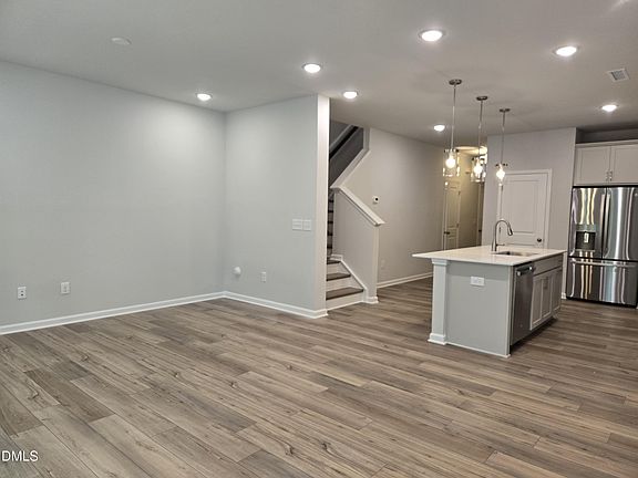 4th image of 2224 Bright Shore St #3