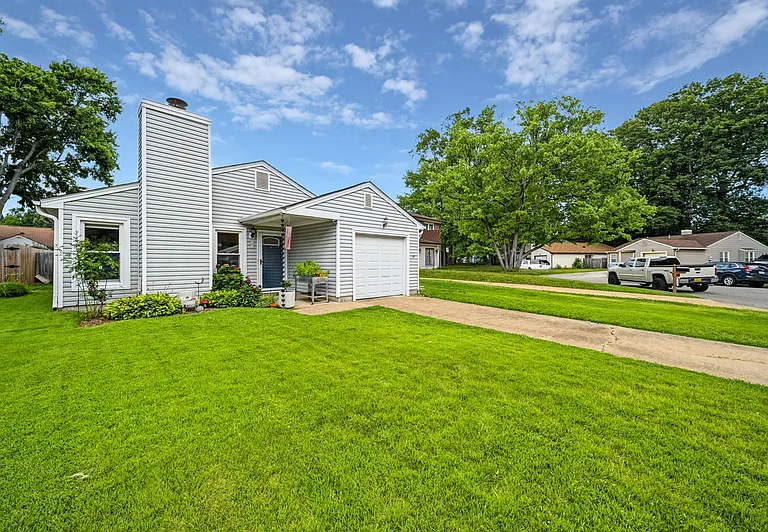 1317 Faraid Ln — Photo 2