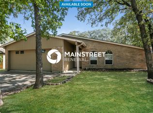 4705 Crestmont Ct, Arlington, TX 76017