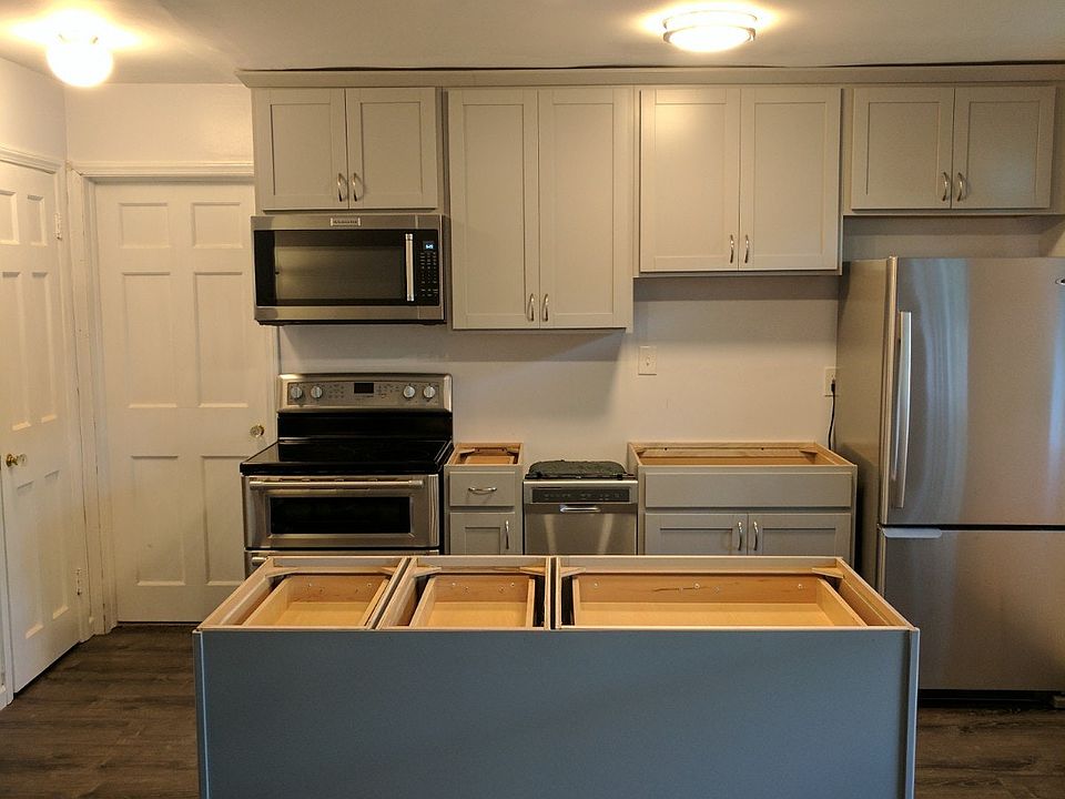 Island - countertop installed mid Aug.