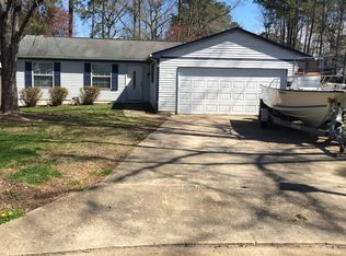 307 Tower Ln, Newport News, VA 23608