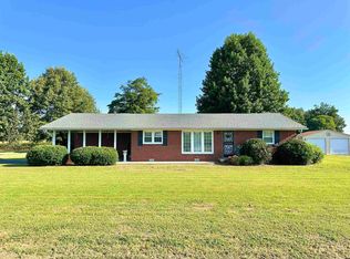 1061 Gaylord Rd, Sharon, TN 38255