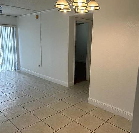 3rd image of 4255 N University Dr APT 207
