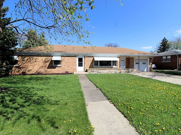 2nd image of 885 W Brookmont Blvd