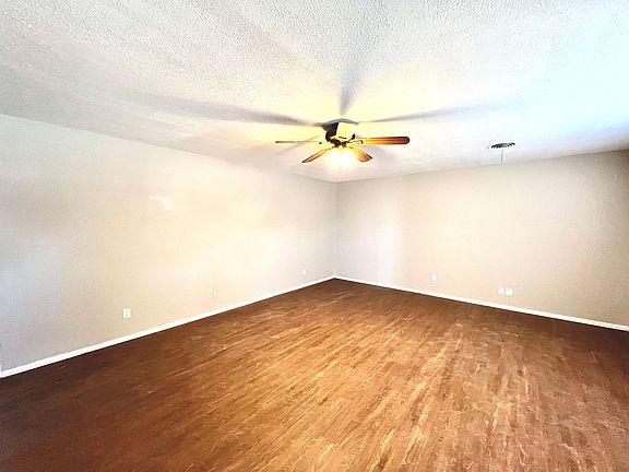 2nd image of 11702 County Road 6900 Unit B