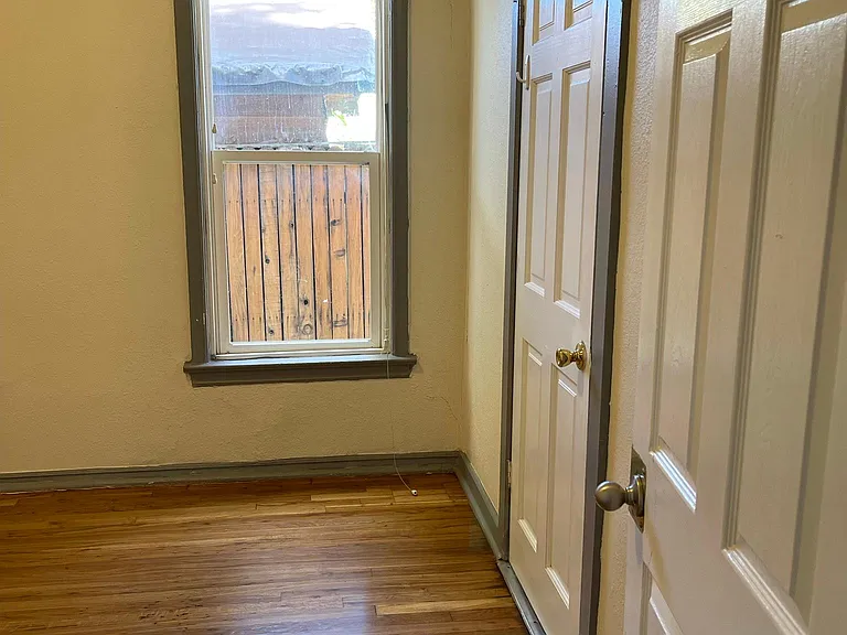 2340 Eliot St — Photo 5