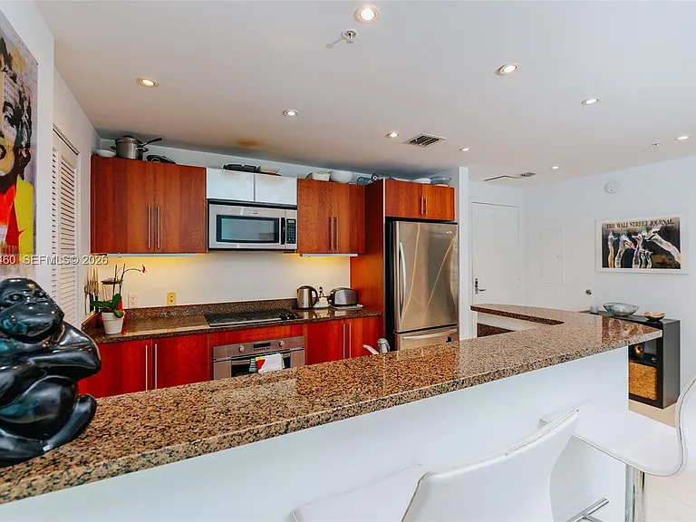 300 S Biscayne Blvd #T-3702 — Photo 6