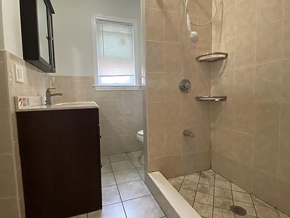 4th image of 43 Glover Ave #1
