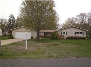 15653 Springmill Dr, Mishawaka, IN