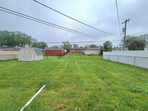 5th image of 11338 Loginaw Dr