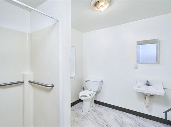 162 Brittain Rd APT 2