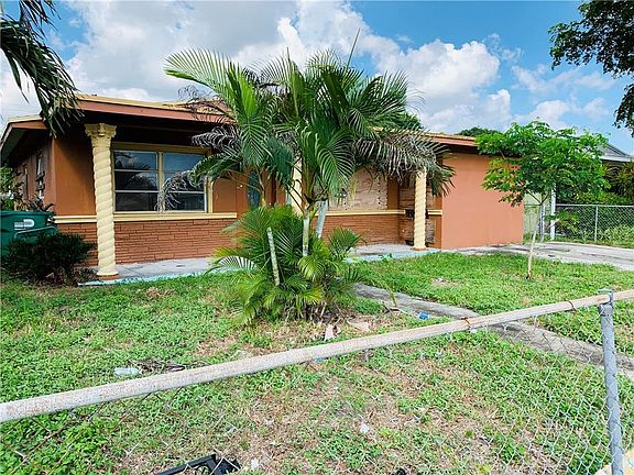 5th image of 4421 NW 171st St
