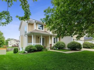975 SE Rosewood Dr, Waukee, IA 50263