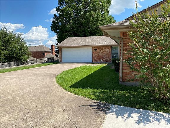 4th image of 4214 Cedar Creek Dr
