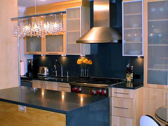 4th image of 303 W 66th St APT 1EW