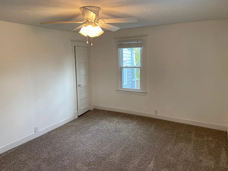 4003 S 1st St #2 — Photo 11