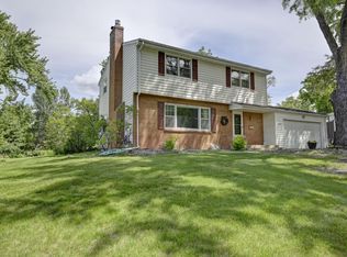 8930 23rd Ave N, Golden Valley, MN 55427