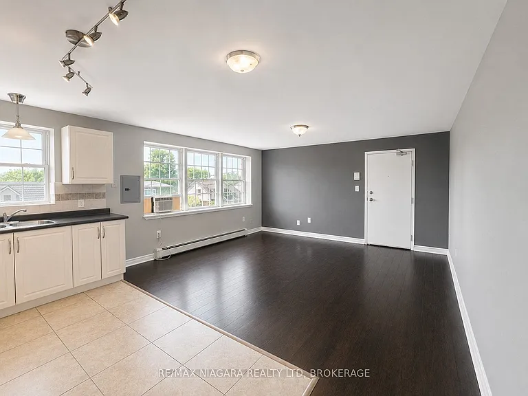 143 Westchester Cres #8 — Photo 3