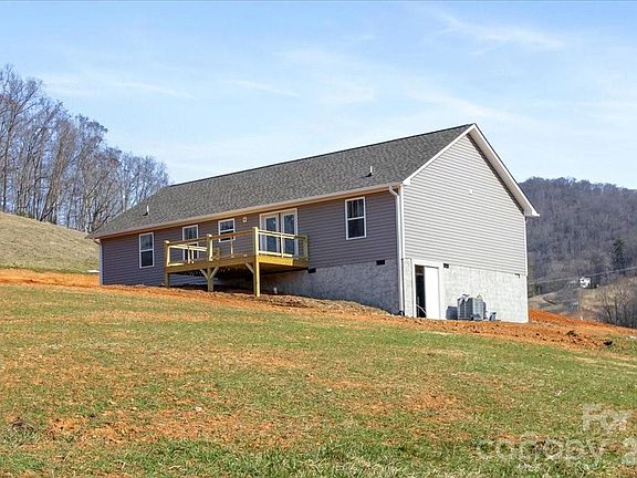 4th image of 94 Baileys Cove Rd #9