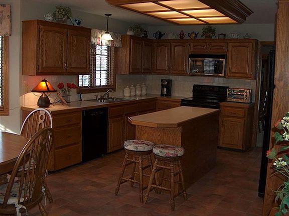 3rd image of 13678 Clear Creek Dr