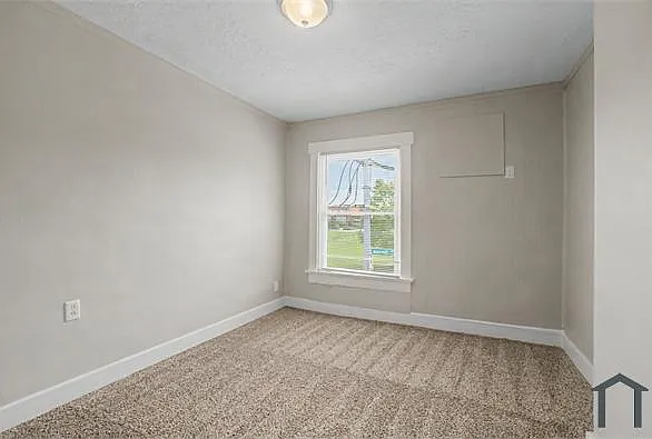 2600 Wayne Ave — Photo 26