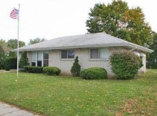 8925 W Grantosa Dr, Milwaukee, WI