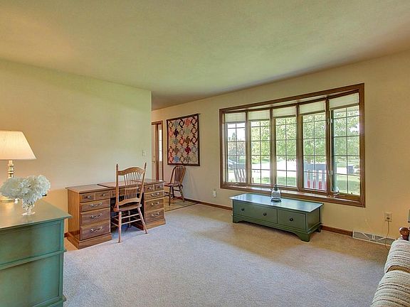 4th image of 9140 S Carollton Dr