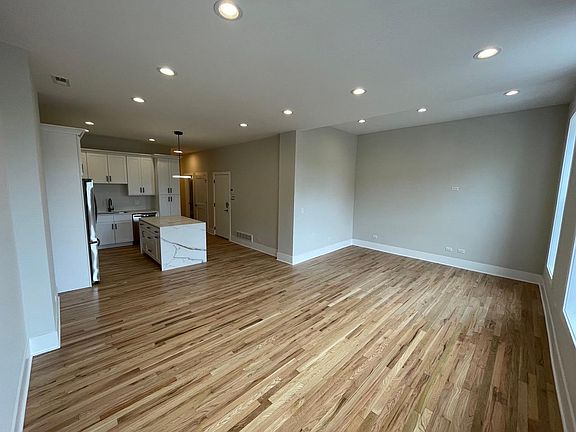 5th image of 1961 N Halsted St #2B