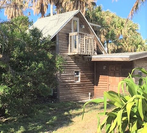 4th image of 5070 Highway A1a