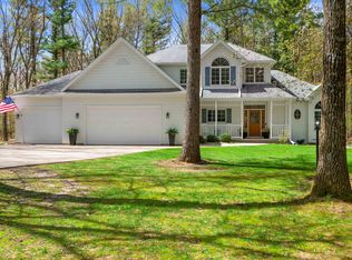 N1996 Majestic Pines Cir, Wautoma, WI 54982