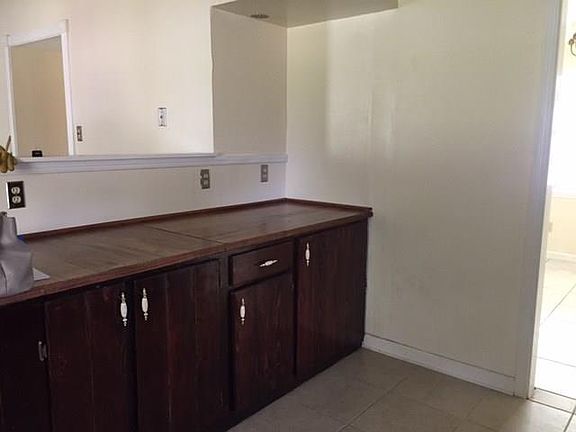 4th image of 1508 Evergreen Dr
