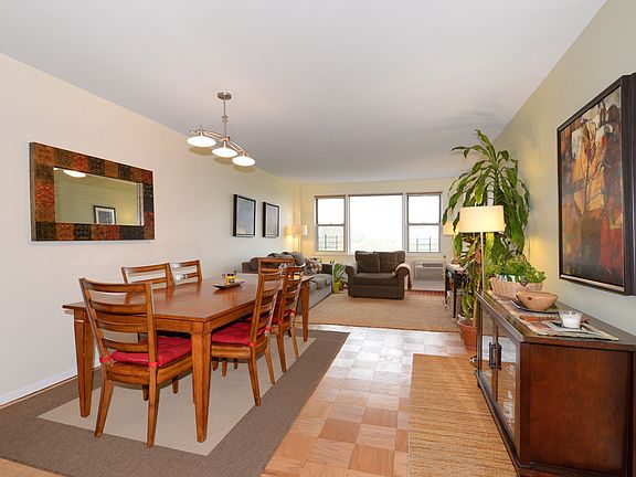 3rd image of 3755 Henry Hudson Pkwy APT 8D