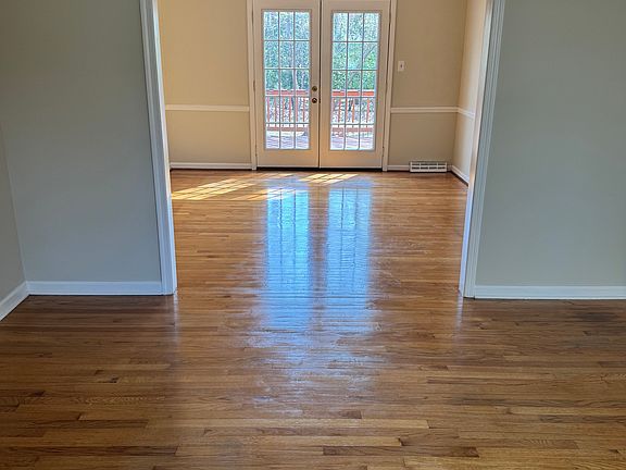 2nd image of 5109 Forest Oaks Dr