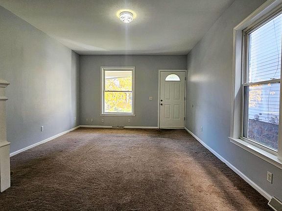 5th image of 229 S 19th St