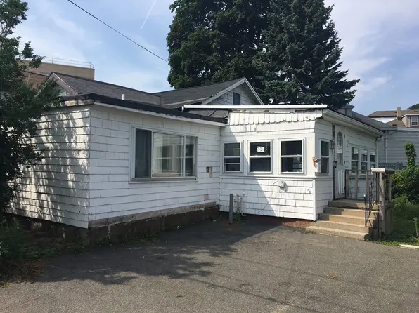 33 Avalon St, Revere, MA 02151
