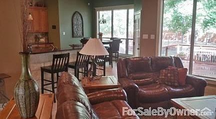 3rd image of 136 Hidden Forest Dr
