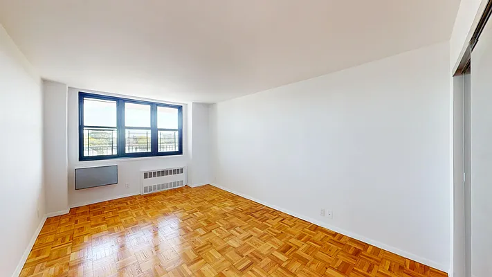 Rented by Bond New York | media 7