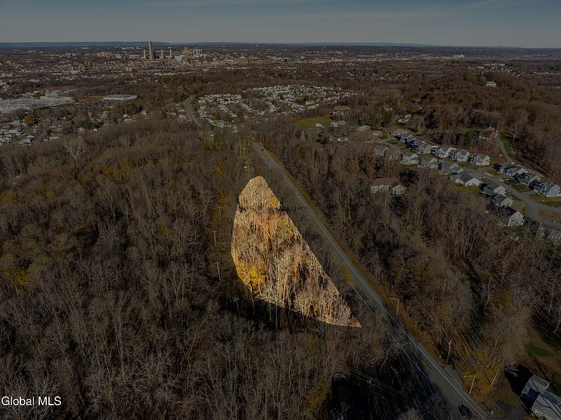 4th image of L3 Red Mill Road