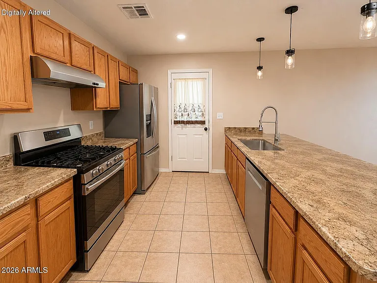 1041 S Matilda St — Photo 3