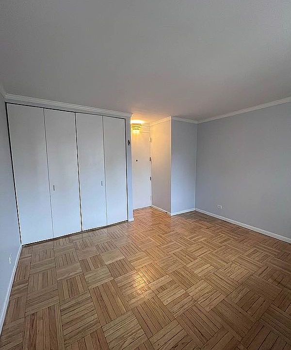 1st image of 236 E 47th St APT 28D