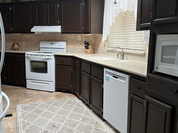 4th image of 11596 W Sierra Dawn Boulevard #131