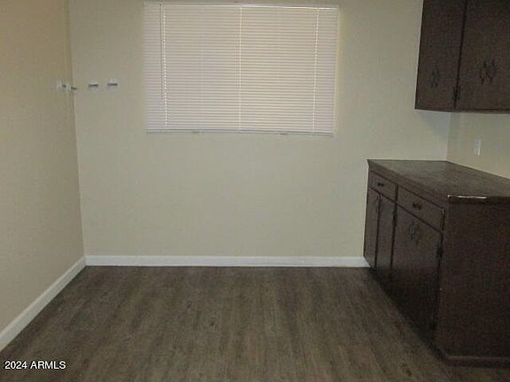 5th image of 1122 E 1ST Avenue