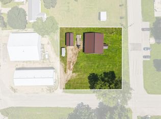 1118 S Mather St, Clarksville, IA 50619