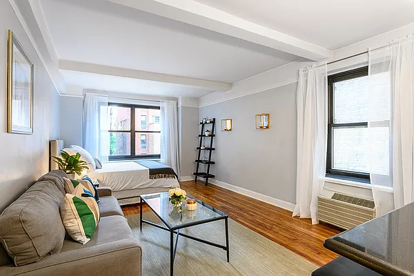 Sold by Nest Seekers International | media 2