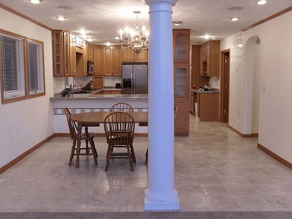 Dining Room & Kitchen