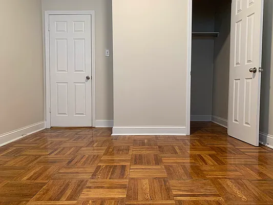 Rented by Hillel Realty Group | media 23