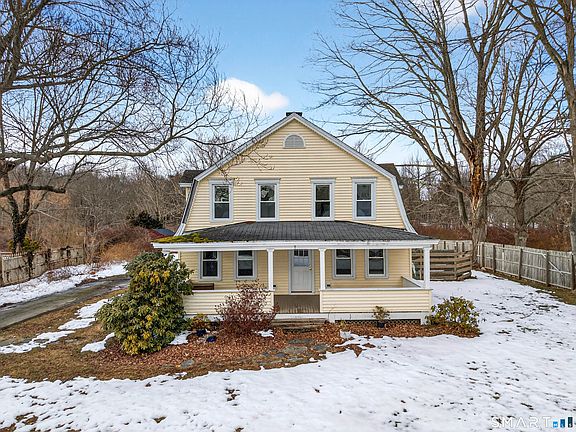 5th image of 42 Neck Road